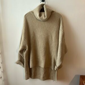 H&M Cream Ribbed Turtleneck Sweater